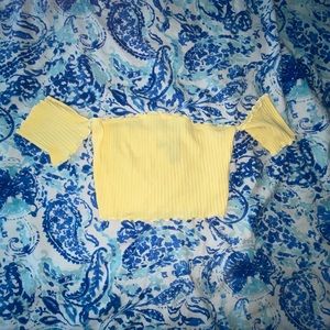 Yellow, ribbed crop-top